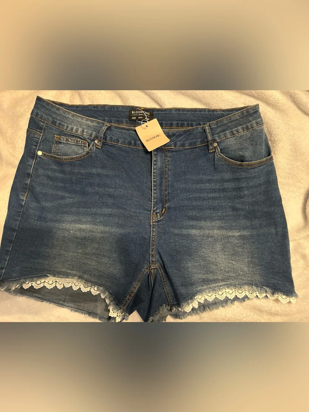 Stretchy Skinny Fit Denim Shorts